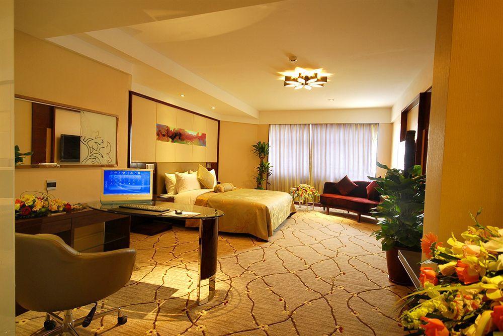 Inzone Garland Hotel Jinan Quarto foto